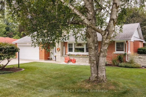 31 Johnstone Boulevard, Brockton, ON, photo 2