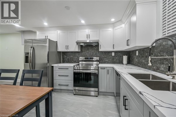 Living room - 31 Joseph Court Unit# Lower Lvl, Hamilton, ON L9C7J4 Photo 4
