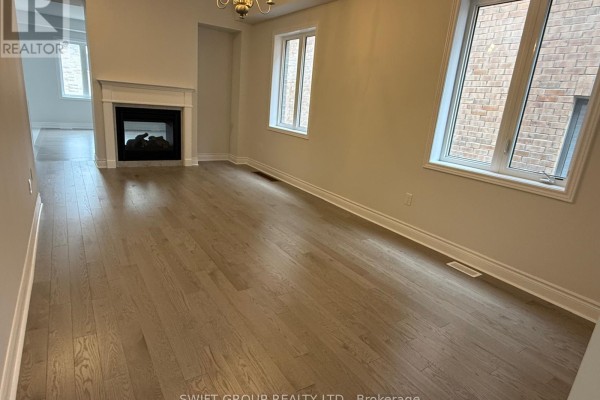 Dining room - 31 Keyworth Crescent, Brampton, ON L6R4E8 Photo 2