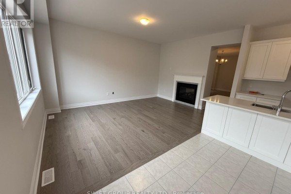 Eating area - 31 Keyworth Crescent, Brampton, ON L6R4E8 Photo 5