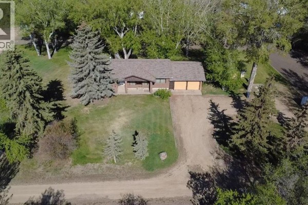 3pc Bathroom - 31 Larch Avenue, Drumheller, AB T0J0Y1 Photo 4