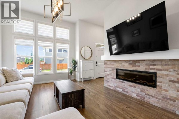 2pc Bathroom - 31 Magnolia Grove Se, Calgary, AB T3M3T2 Photo 4