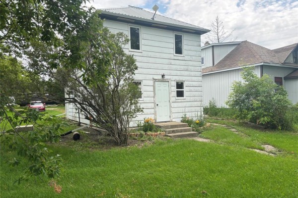 Porch - 31 Main Street, Nesbitt, MB R0K1P0 Photo 4