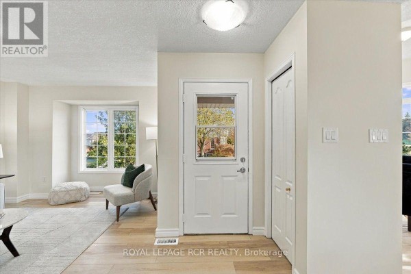 31 Montgomery Boulevard, Orangeville, ON, photo 3