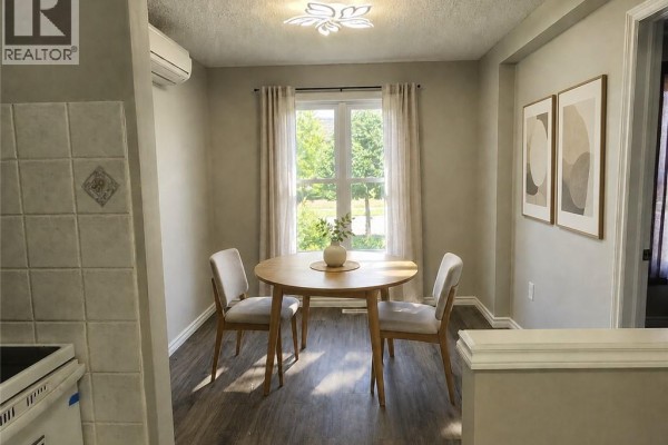 31 Old Carriage Drive, Kitchener, ON, photo 3