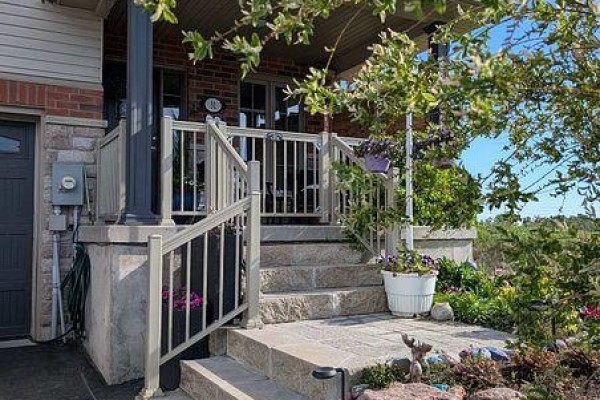 31 Paul Rexe Boulevard E, Otonabee South Monaghan, ON, photo 2
