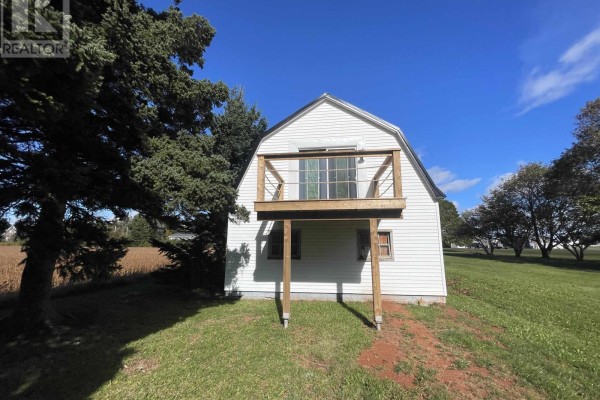 Bath (# pieces 1-6) - 31 Queen Street, Northport, PE C0B1B0 Photo 3