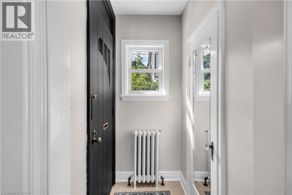 31 Scotia Avenue, Hamilton, ON, photo 3