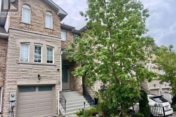Family room - 31 Shining Star Crescent, Toronto, ON M6M5L6 Photo 2