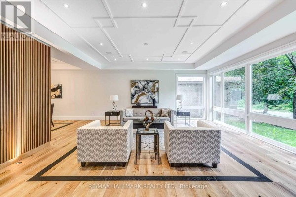31 Timberlane Drive, Toronto, ON, photo 3