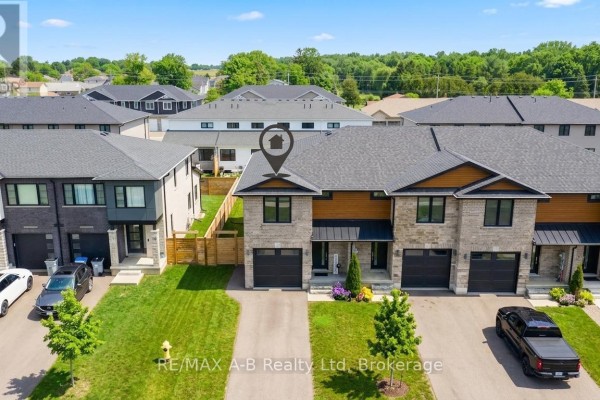31 Trailside Drive, St  Marys, ON, photo 3