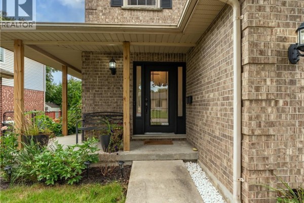 31 Tynemouth Drive, London, ON, photo 3