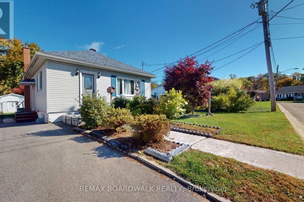 31 Wright Crescent, Brockville