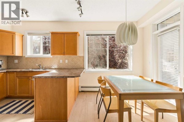 Kitchen - 310, 2411 Erlton Road Sw, Calgary, AB T2S2W9 Photo 3