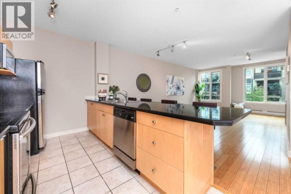 Den - 310, 328 21 Avenue Sw, Calgary, AB T2S0G8 Photo 3