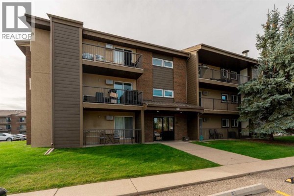 310, 405 Columbia Boulevard W, Lethbridge, AB, photo 2