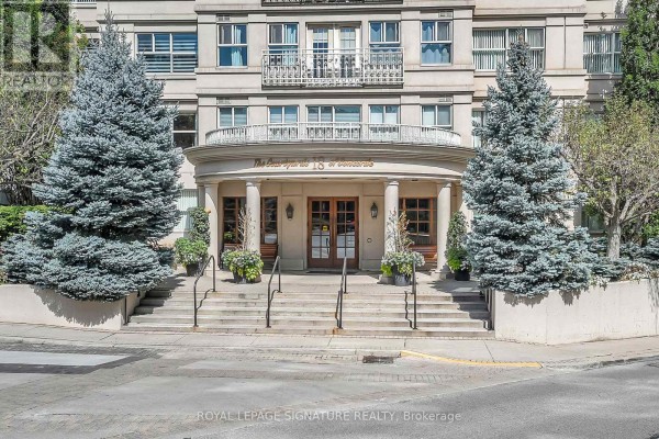 310 - 18 Concorde Place, Toronto, ON, photo 2