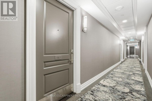 Bathroom - 310 - 2060 Lakeshore Road, Burlington, ON L7R0G2 Photo 5