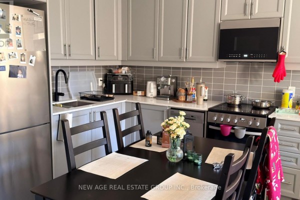 310 - 2343 Khalsa Gate Road, Oakville, ON L6M4J2 Photo 5