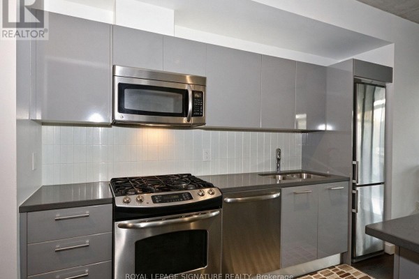 Bedroom 2 - 310 - 319 Carlaw Avenue, Toronto, ON M4M0A4 Photo 5