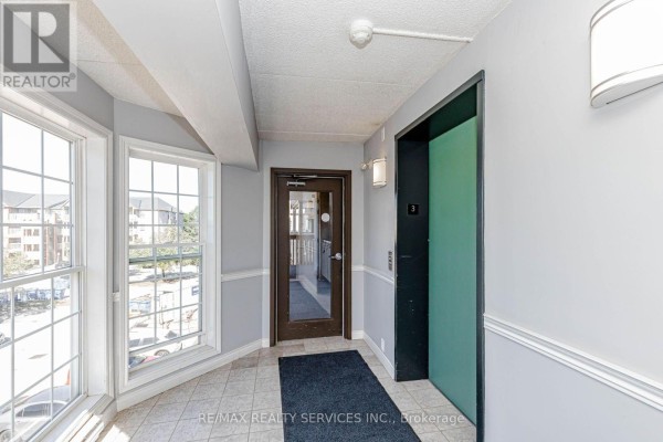 310 - 4005 Kilmer Drive, Burlington, ON L7M4M2 Photo 5