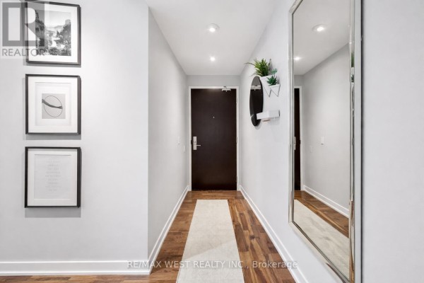 310 - 650 King Street W, Toronto, ON, photo 2