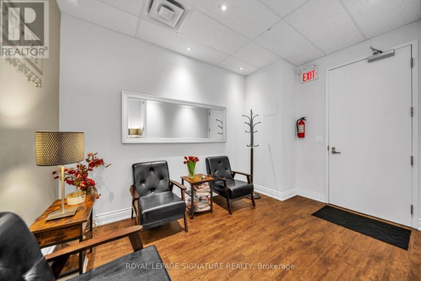 310 - 7191 Yonge Street, Markham, ON L3T0C4 Photo 5