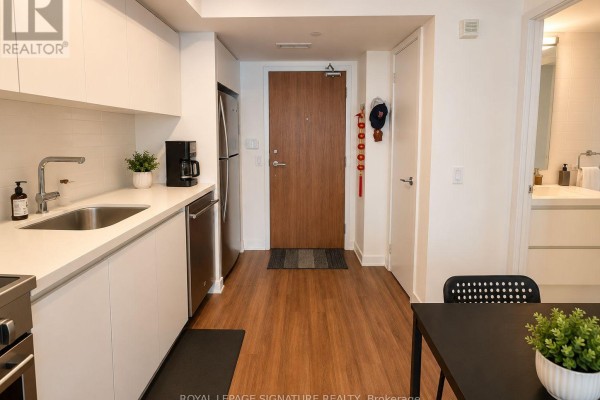 Living room - 310 - 85 Queens Wharf Road, Toronto, ON M5V0J9 Photo 3