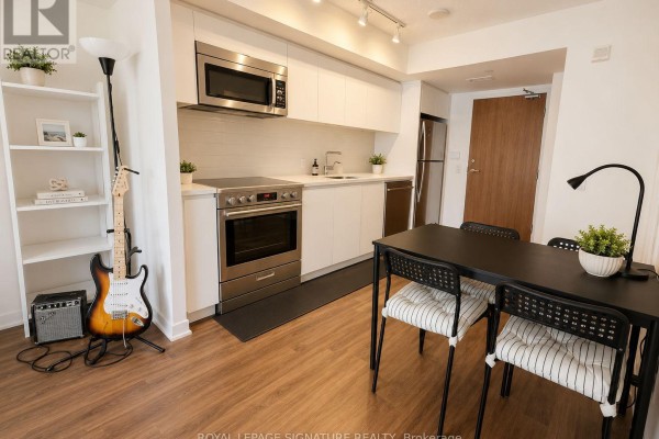 Dining room - 310 - 85 Queens Wharf Road, Toronto, ON M5V0J9 Photo 4