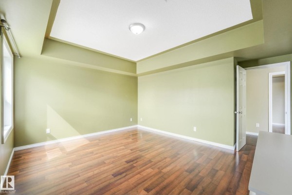 Primary Bedroom - #310 10606 102 Av Nw, Edmonton, AB T5J5E9 Photo 4