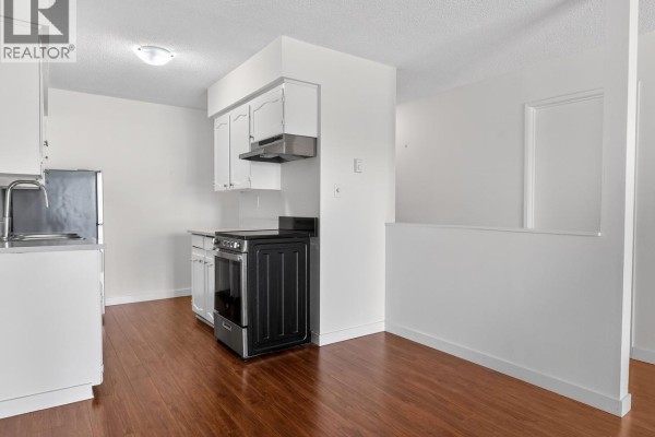 310 170 W 4th Street, North Vancouver, BC V7M1H5 Photo 3