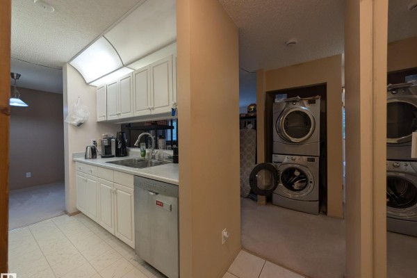 Primary Bedroom - #310 17467 98a Av Nw, Edmonton, AB T5T6E9 Photo 4