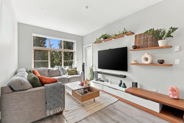 310 2855 156 Street, Surrey, BC V3S3Y3 Photo 2