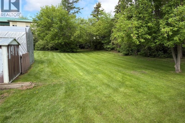 Family room - 310 34th Street W, Prince Albert, SK S6V8B8 Photo 5