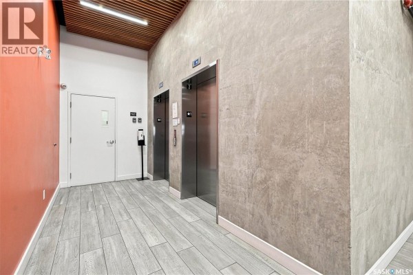 Den - 310 404 C Avenue S, Saskatoon, SK S7M1N7 Photo 5
