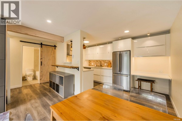 310 428 Agnes Street, New Westminster, BC V3L1G1 Photo 4