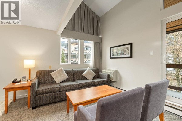 310 4420 Sundial Place, Whistler, BC V8E1G6 Photo 5