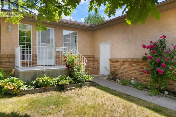 310 6th Avenue S Unit# 14, Creston, BC, photo 2