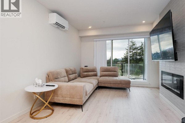 Living room - 310 958 Pharoah Mews, Langford, BC V9B7A1 Photo 3