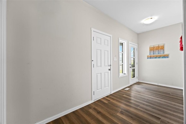 Bedroom - 310 Big Bluestem Road, Winnipeg, MB R2C5V1 Photo 4