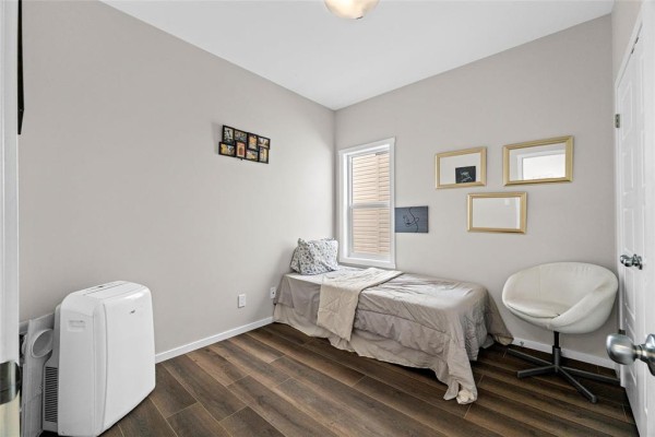 Kitchen - 310 Big Bluestem Road, Winnipeg, MB R2C5V1 Photo 5
