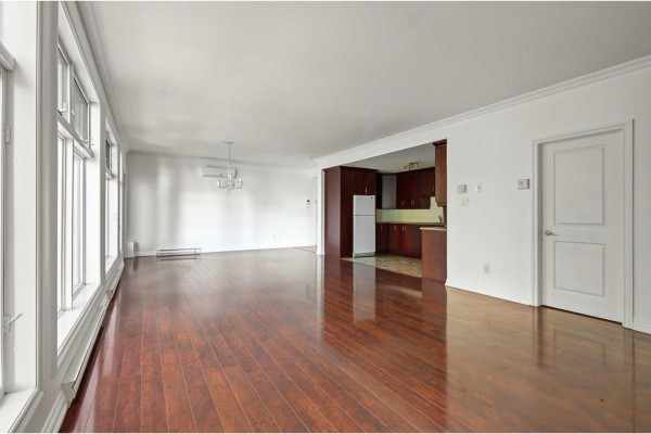 Living room - 310 Boul. D'europe, #8, Gatineau, QC J9J0G4 Photo 4