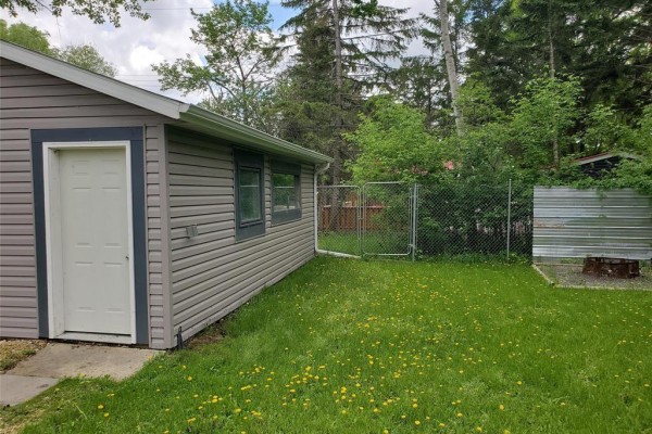 Laundry room - 310 Boyd Avenue, Petersfield, MB R0C2L0 Photo 2