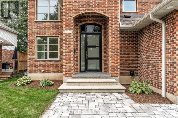 Recreational, Games room - 310 Briarhill Drive, Stratford, ON N5A7S2 Photo 2