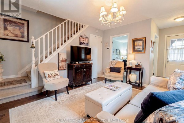 Dining room - 310 Clarence Street, Port Colborne, ON L3K3G8 Photo 4