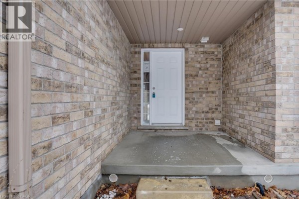 310 Fallowfield Drive, Kitchener, ON, photo 2