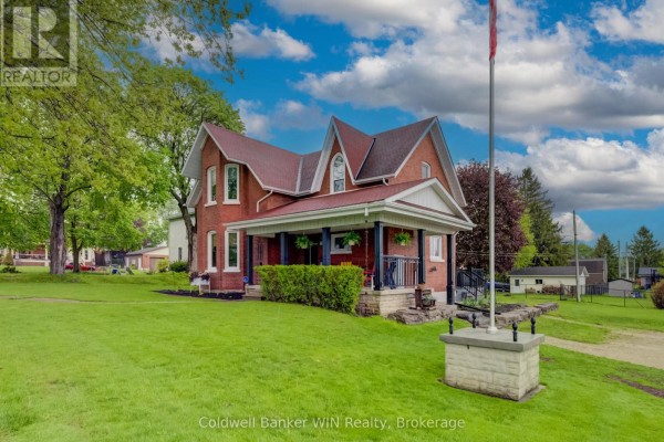 310 Main Street W, Minto, ON, photo 3