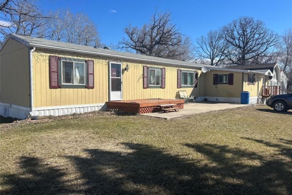 310 Queens Road E, Plumas, MB, photo 2