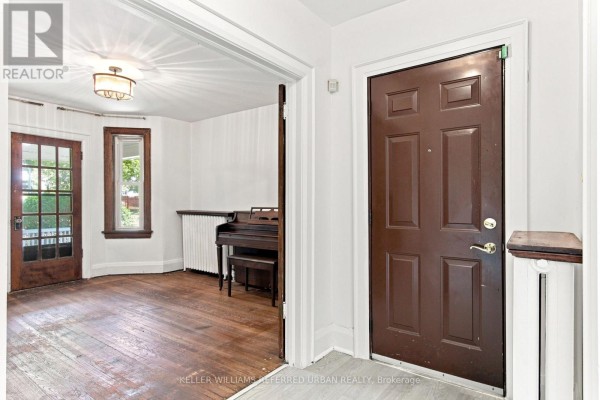 310 Vaughan Road, Toronto, ON, photo 3