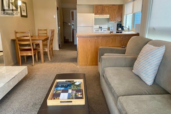 310 Week 1-4321 Village Gate Boulevard, Whistler, BC, photo 2